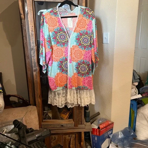 Vibrant Multicolor Mandala Kimono Top - Picture 6 of 10